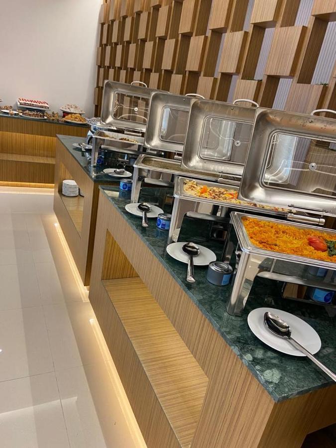 Dolphin Continental Hotel Kuvait Kültér fotó