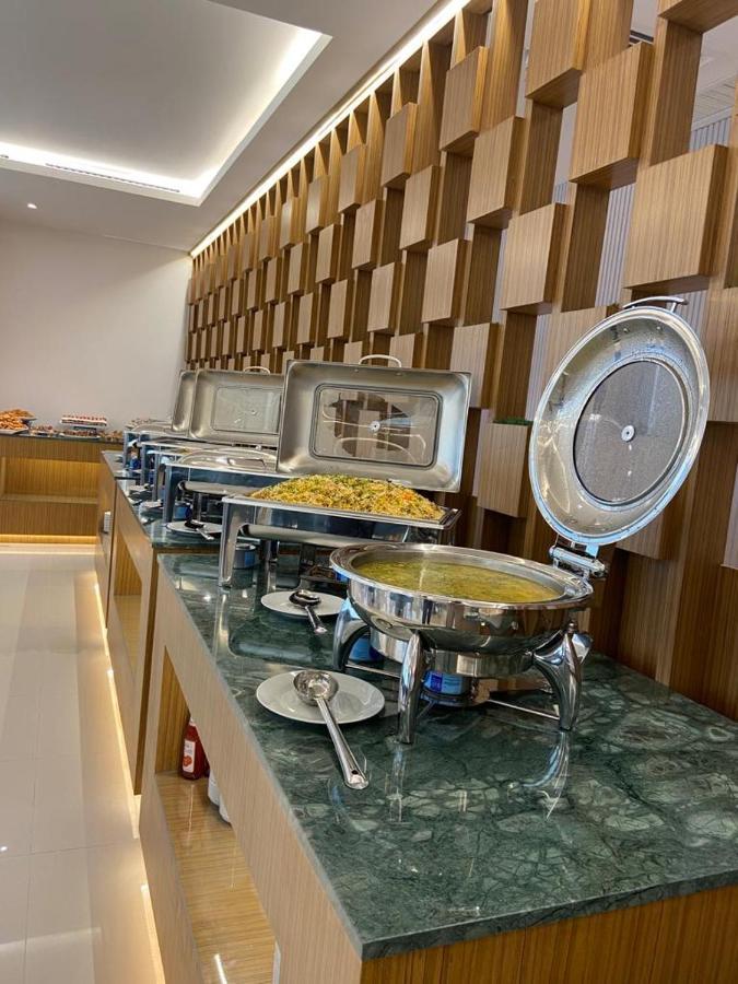Dolphin Continental Hotel Kuvait Kültér fotó