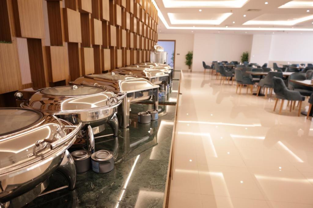 Dolphin Continental Hotel Kuvait Kültér fotó