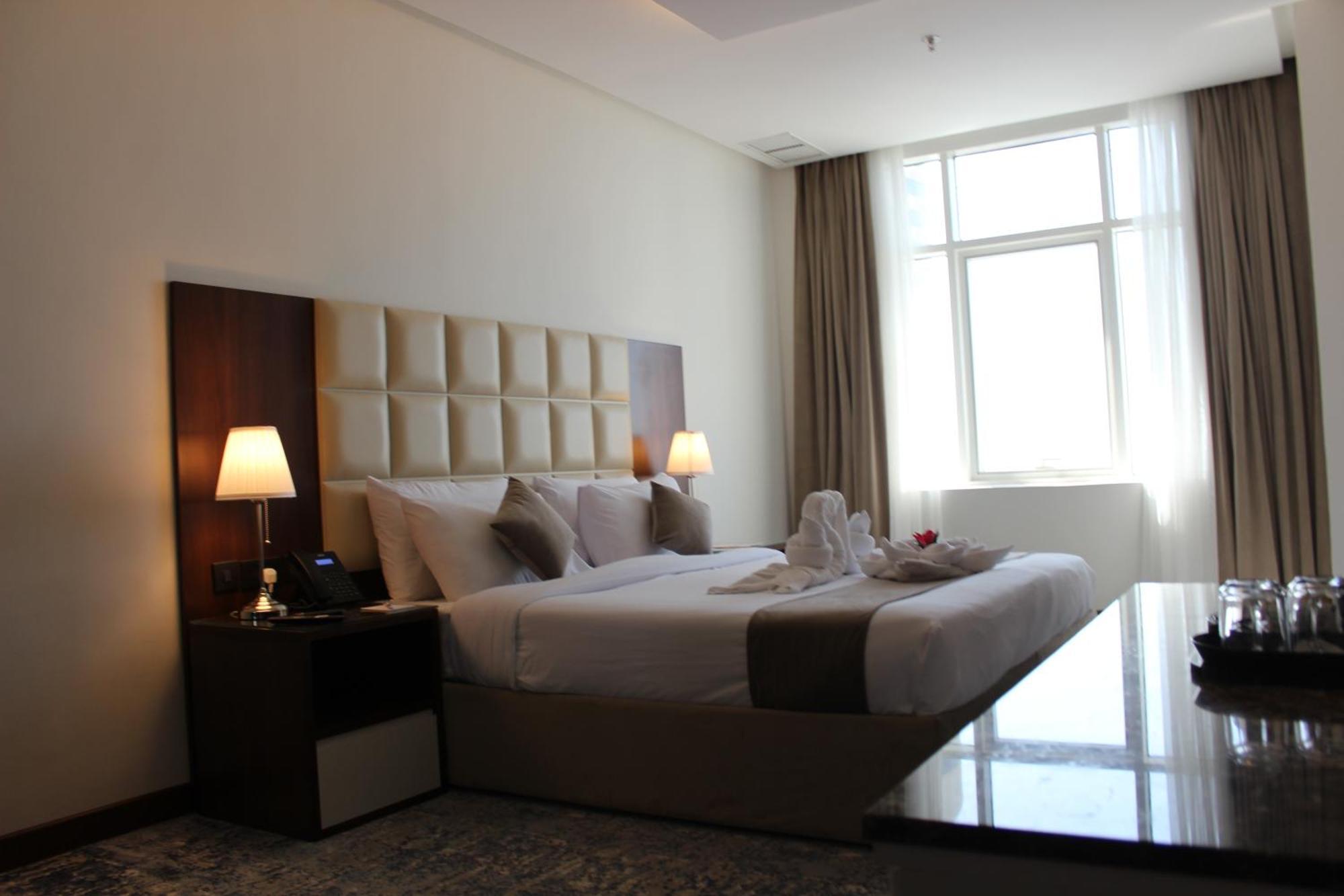 Dolphin Continental Hotel Kuvait Kültér fotó